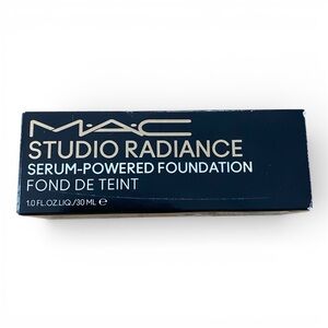 MAC Studio Radiance Serum Powered Foundation Shade NC27 1.0 FL. OZ.